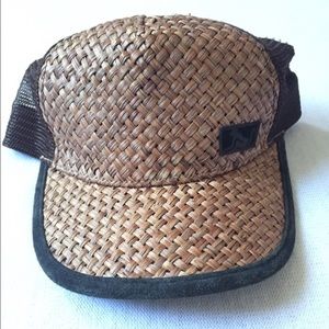 Trucker hat